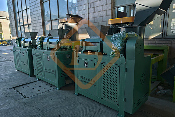 對輥擠壓造粒機(jī)